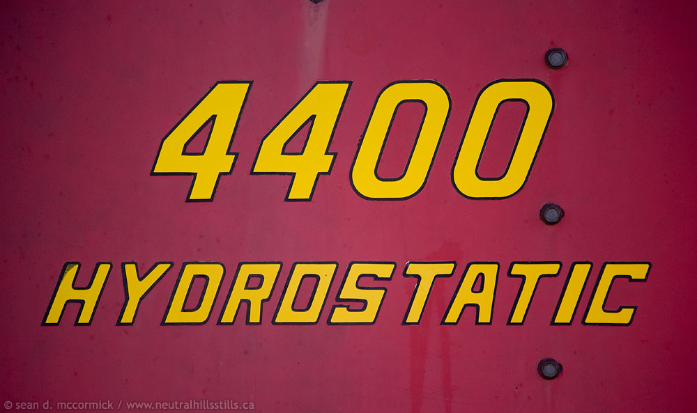 Versatile 4400 Hydrostatic