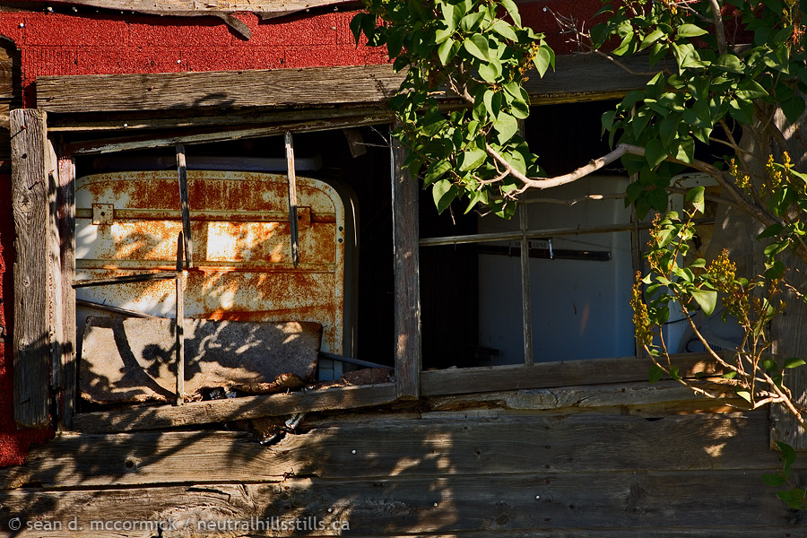 Vert homestead: Looking thru the porch window