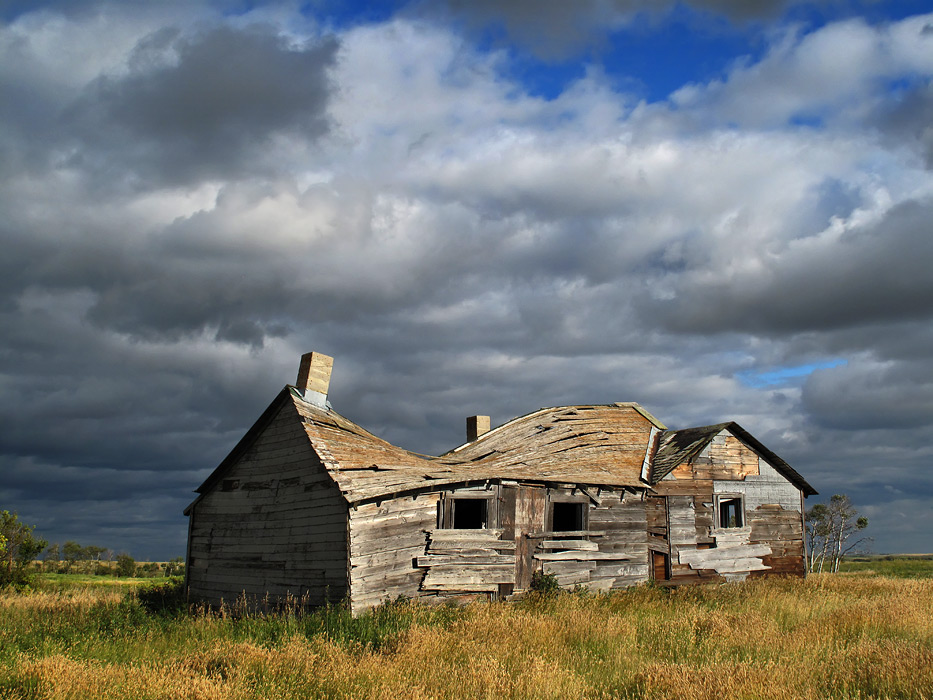 Anderson Homestead: Late afternoon rain rolling in