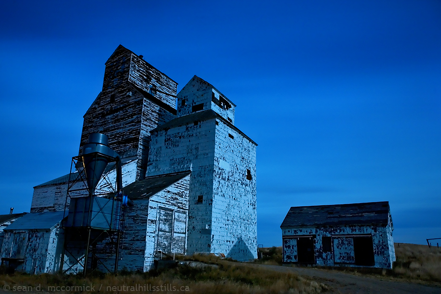 Altario UGG Elevator by Moonlight