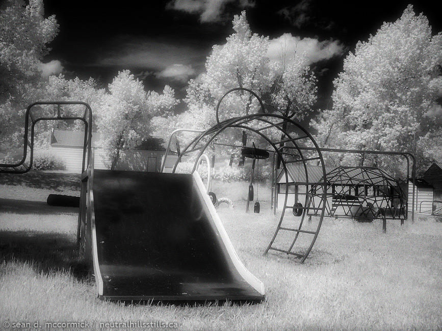 Monitor playground: Back when playgrounds were actually fun [2 of 2]