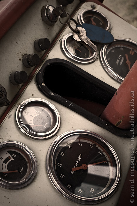 Cockshutt 1850 instrument panel