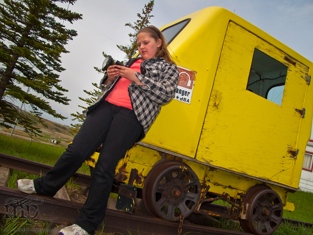 GC2ATE6 / Riding the Rails: Little yellow rail car [3 of 4]