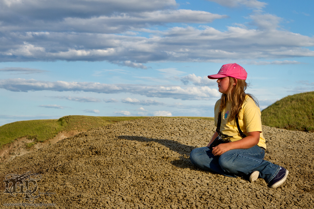Monitor Mud Buttes 2011: Ash admiring the view