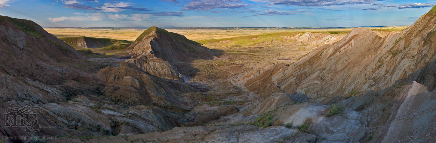 Monitor Mud Buttes 2011: Northeast facing panoramic at dusk