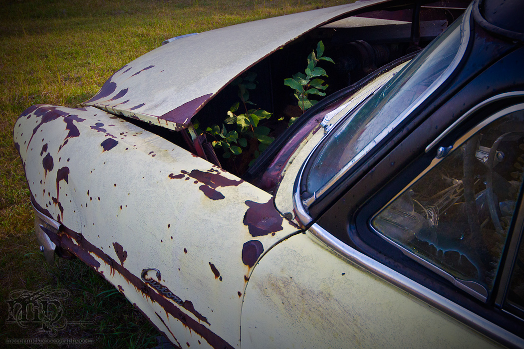 1950s Ford Meteor Customline: Early example of hybrid engine technology