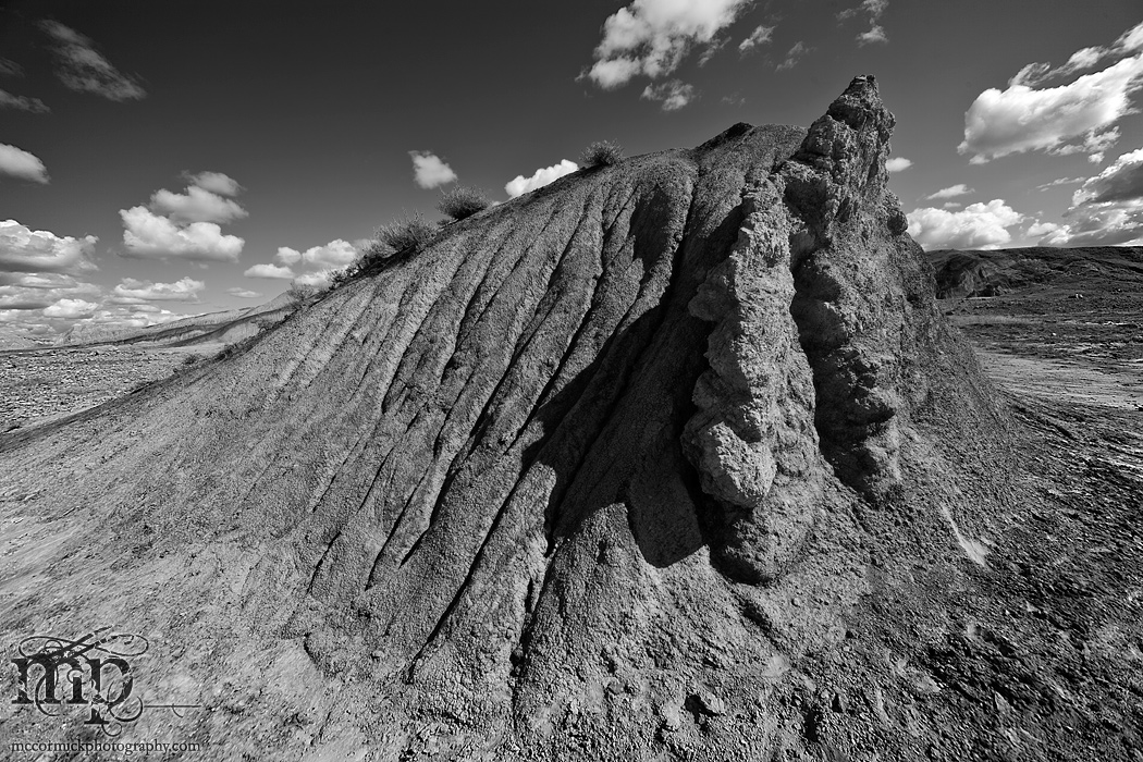 Monitor Mud Buttes 2011: Jutting [B&W]