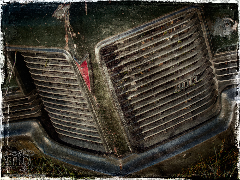 Pontiac Parisienne Grill: 400