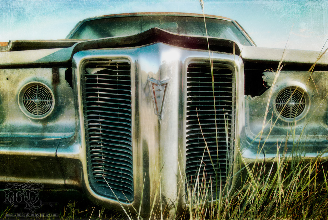 Pontiac Strato Chief Grill [2 of 2]