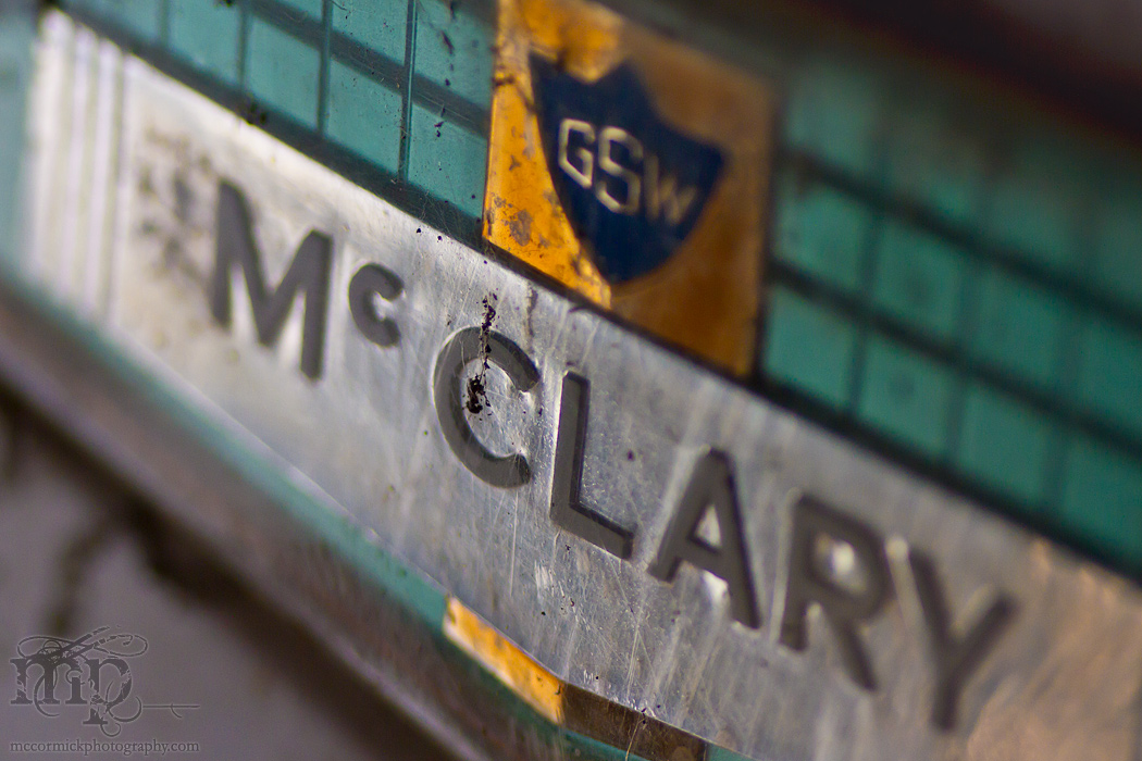 Old Vert Homestead: McClary Fridge