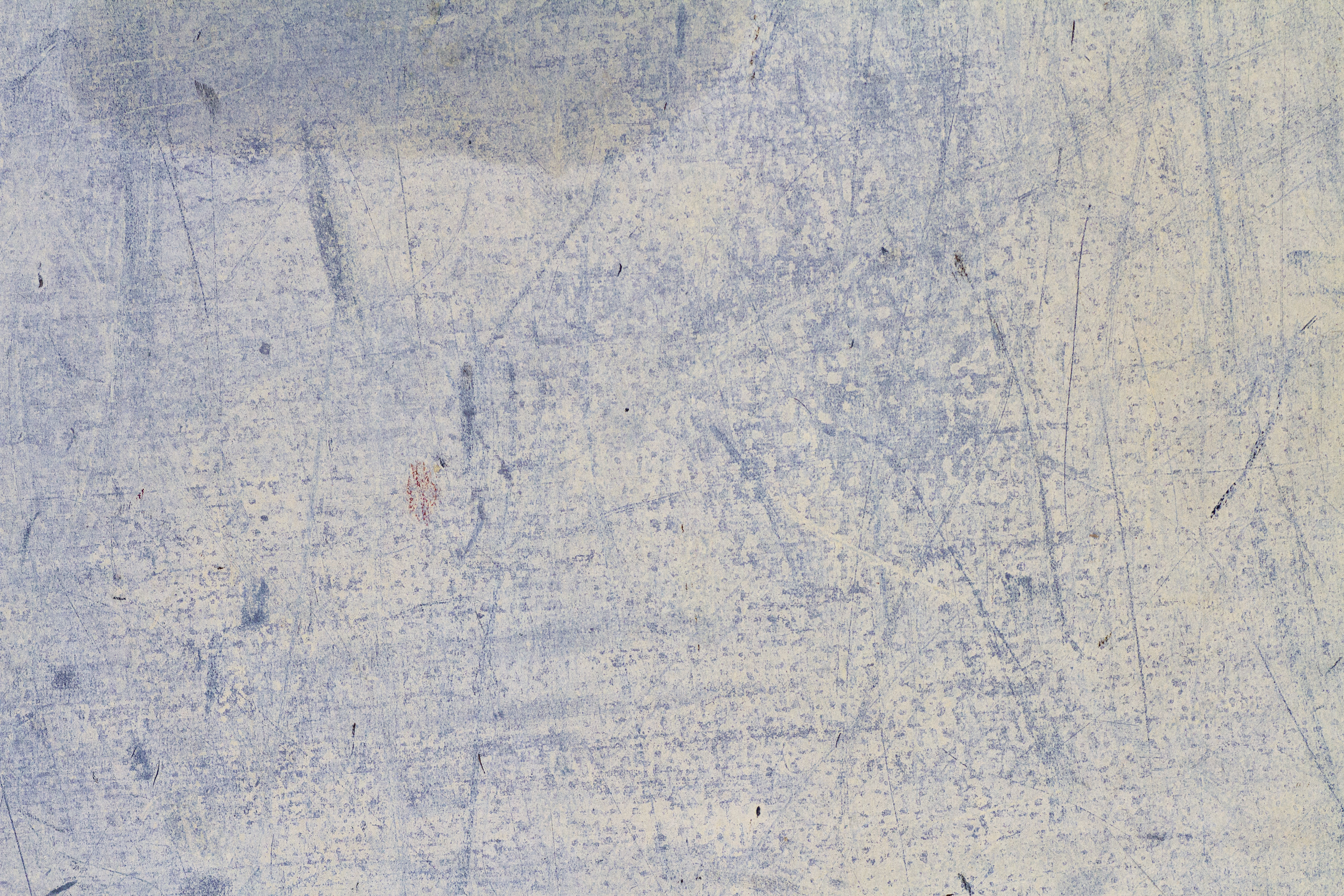 Texture : Weathered paint on garage door