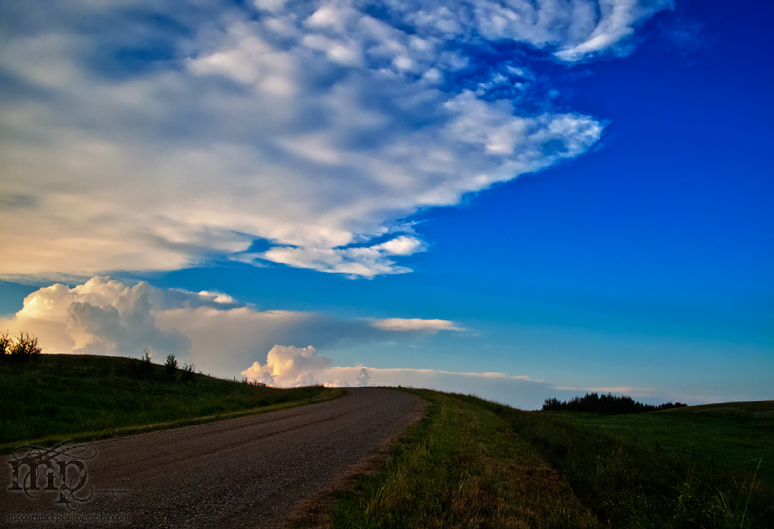 2012-07-27: Curve above, curve below