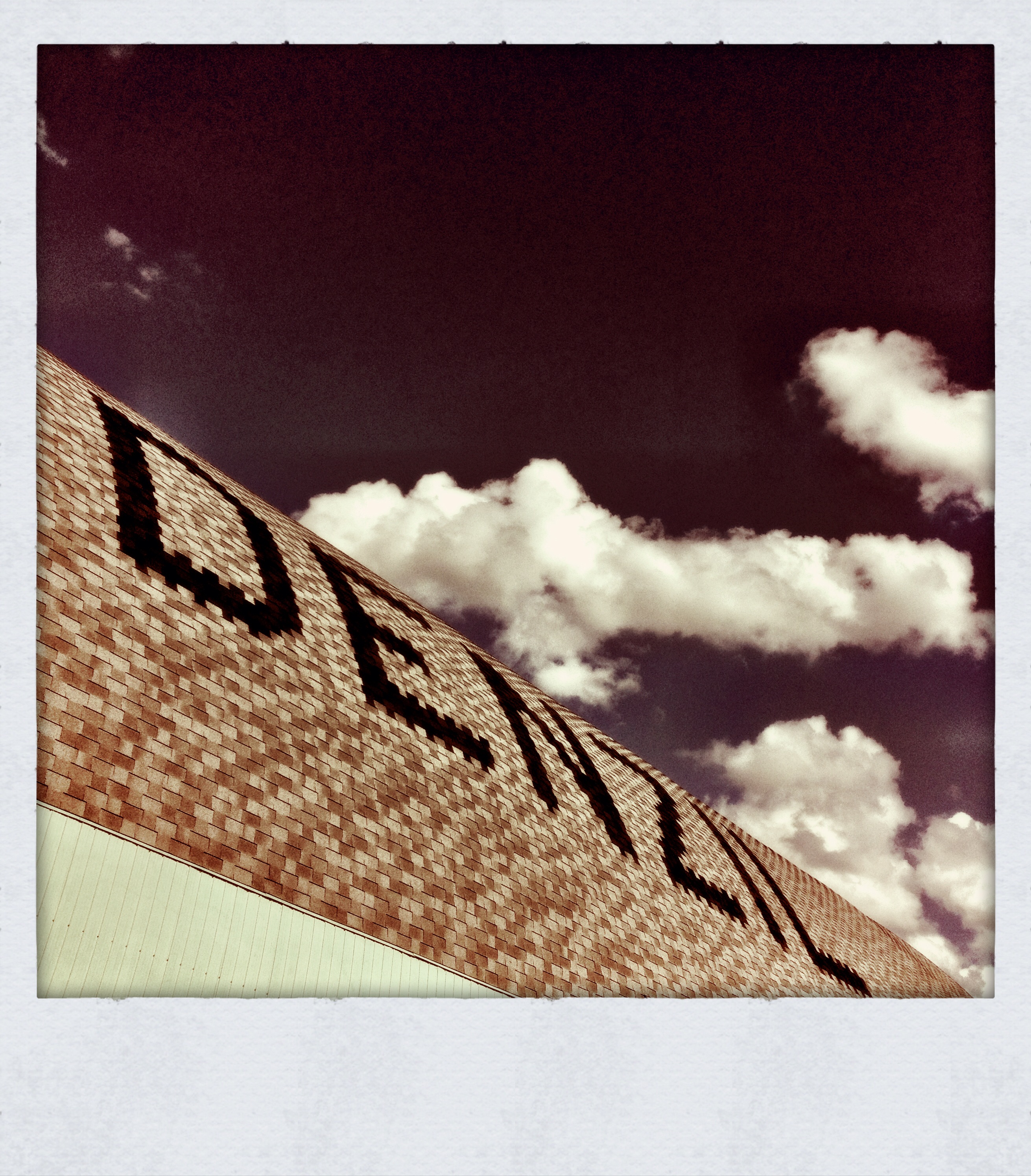 Denzil SK : Arena : Signage