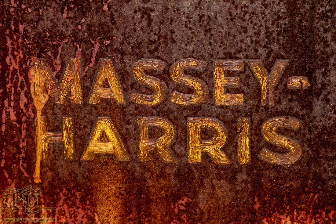 Massey-Harris : Botched Touch-up