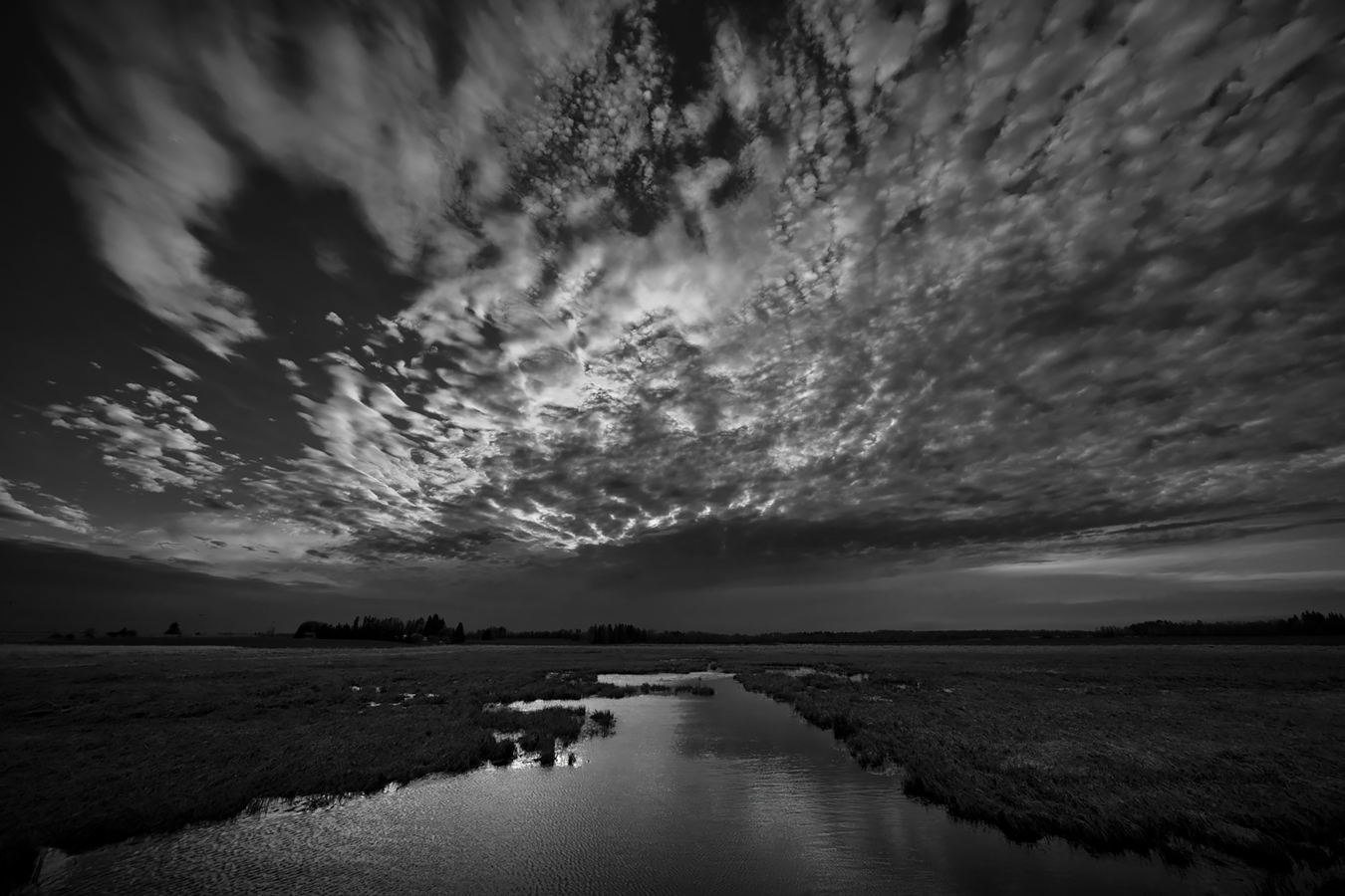 B&W Sunset, West of Barrhead, AB, 2020-05-17