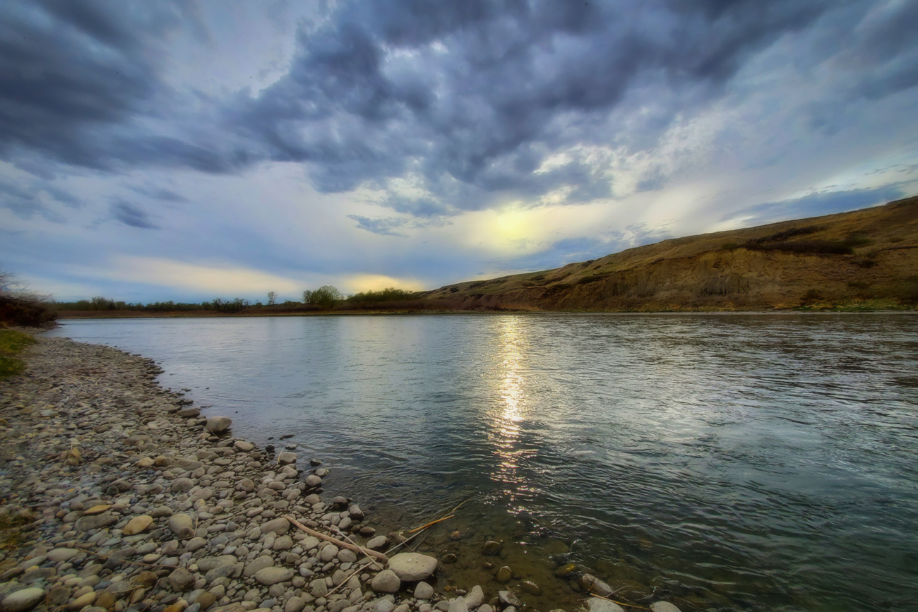 Dusk by the Riverbank, Wyndham-Carseland Provincial Park, May 12, 2021