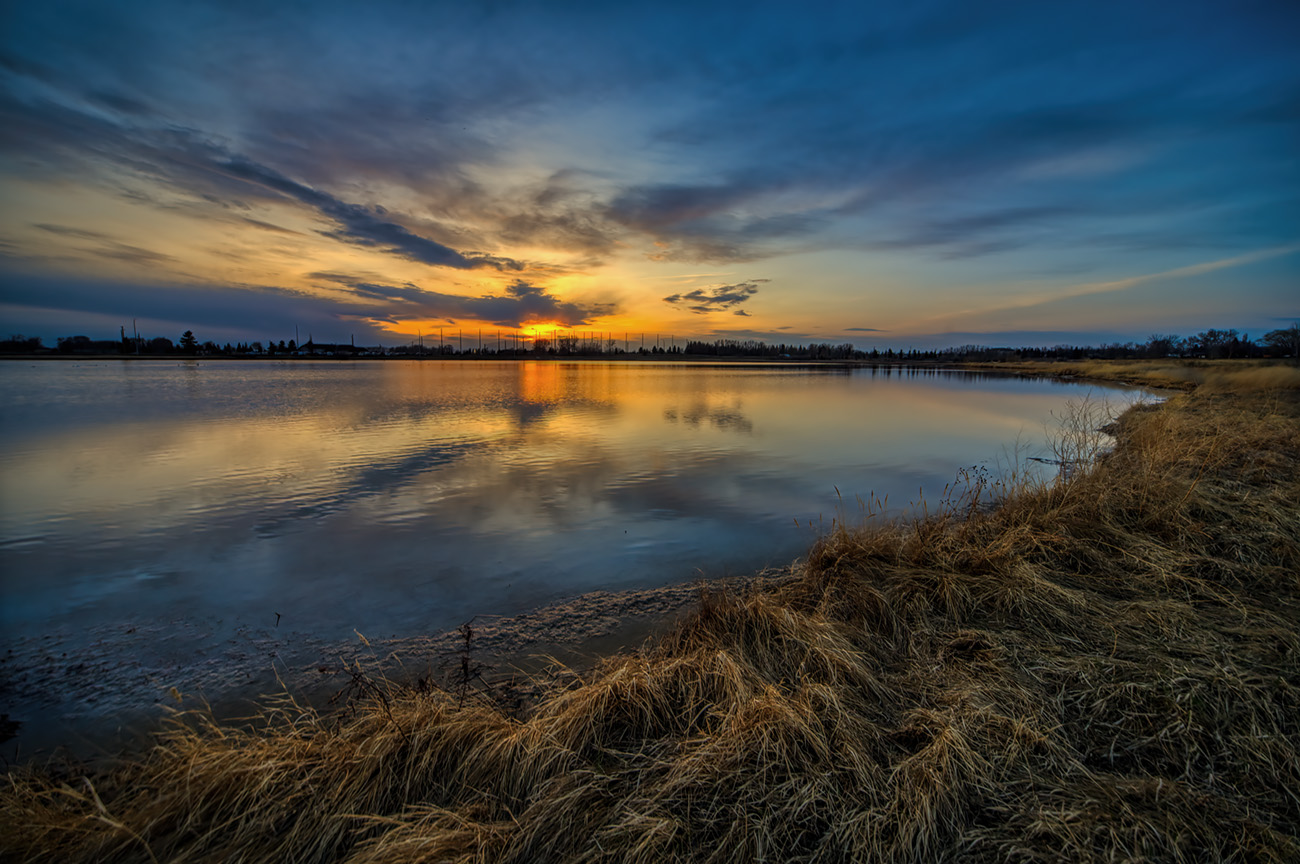 Gray's Pond, Sunset, Portrait. Right Shore, HDR Composite, 2022-05-02