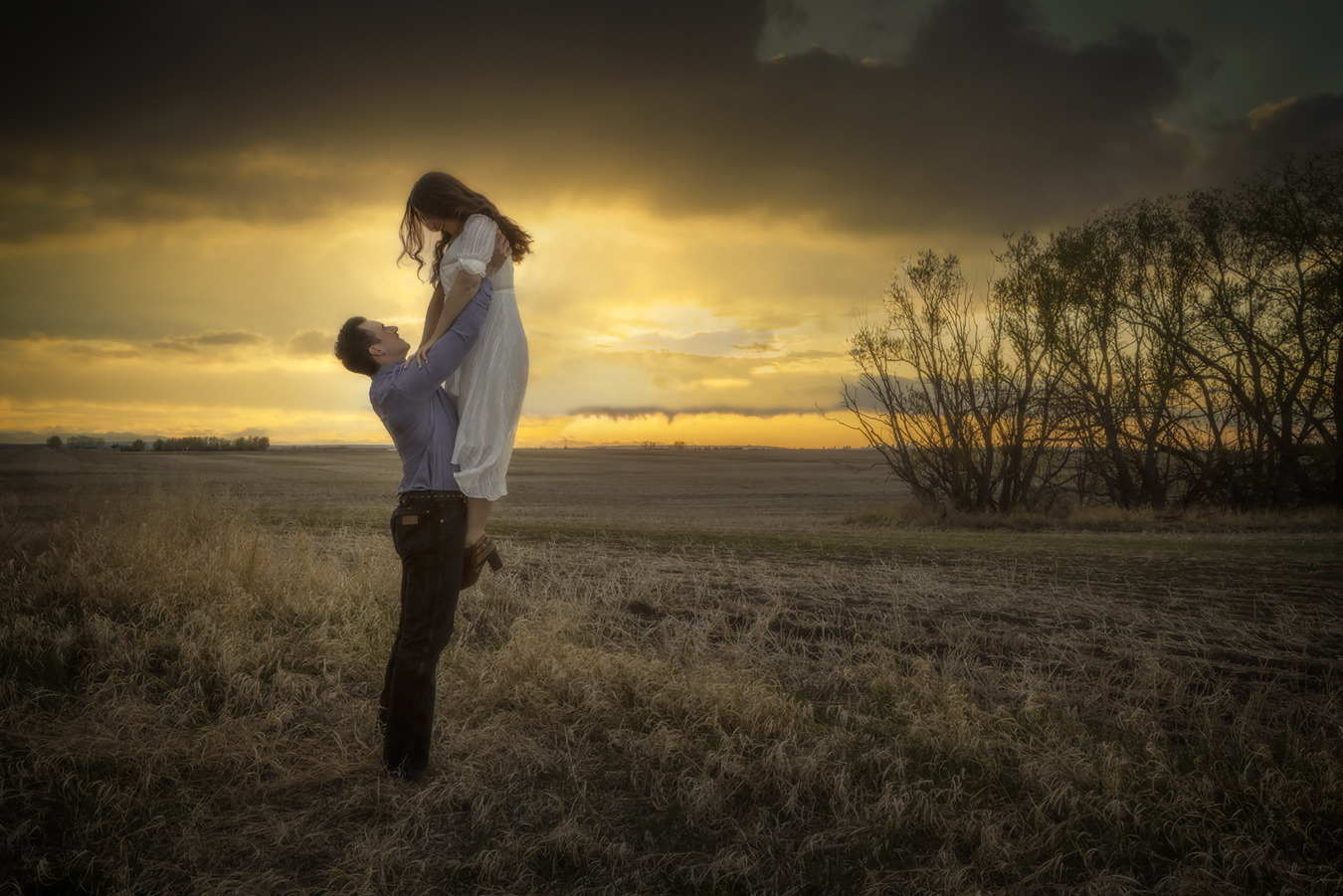 Engagement Shoot, 2022-05-22, Up Up and Away, Colour and Vignette