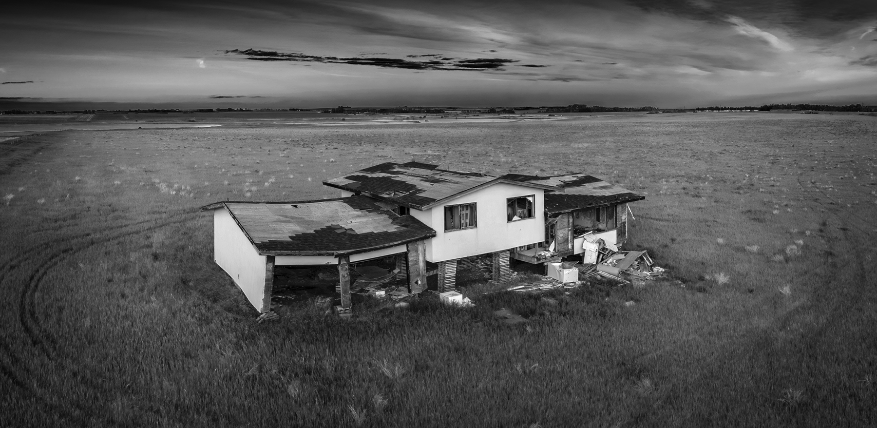Derelict Home, B&W Panoramic, Outskirts of Strathmore, AB, 2022-06-21