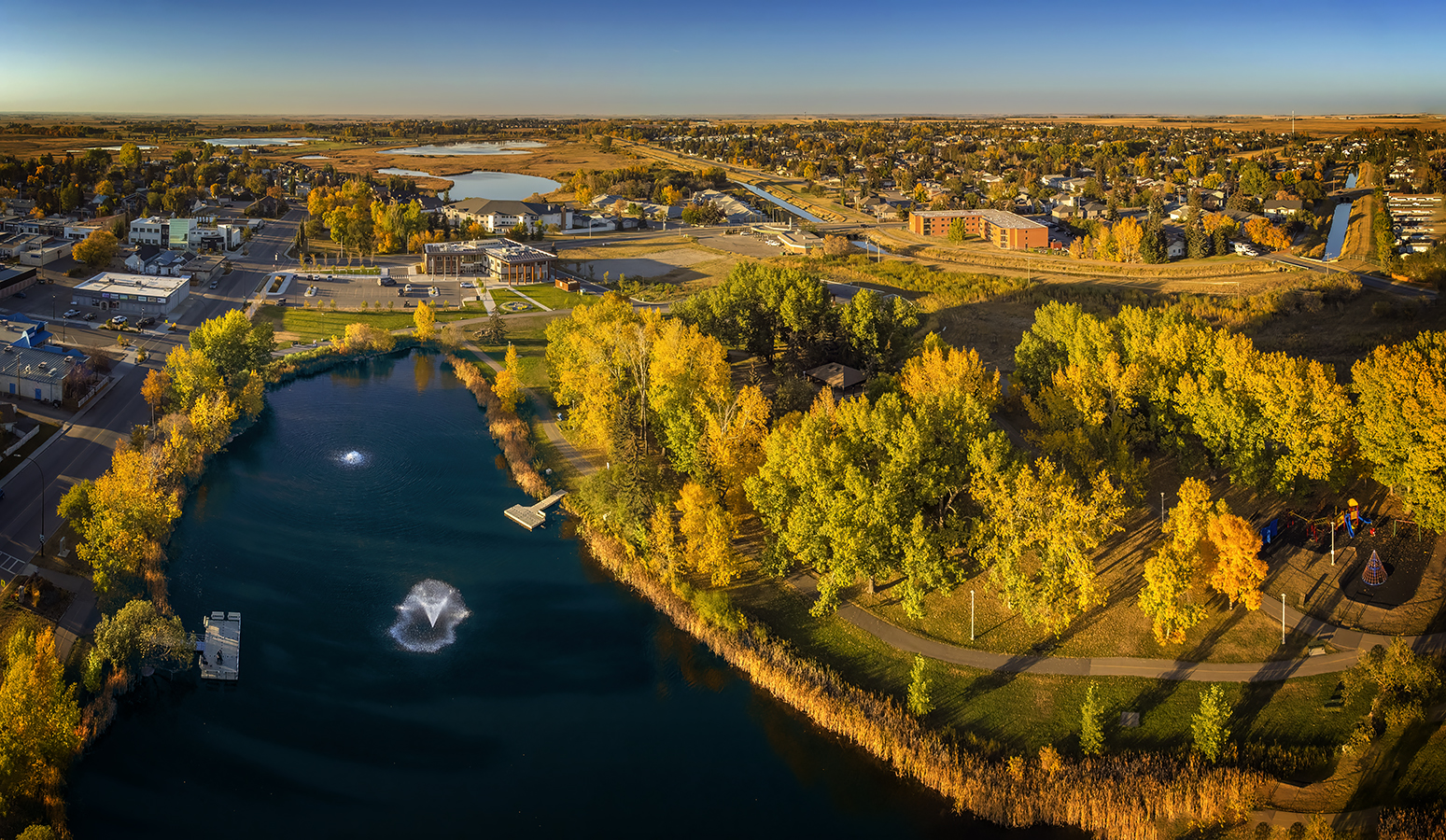 Fall Fountain, Elevated North View, Kinsmen Park, Strathmore, Alberta, 2022-10-03
