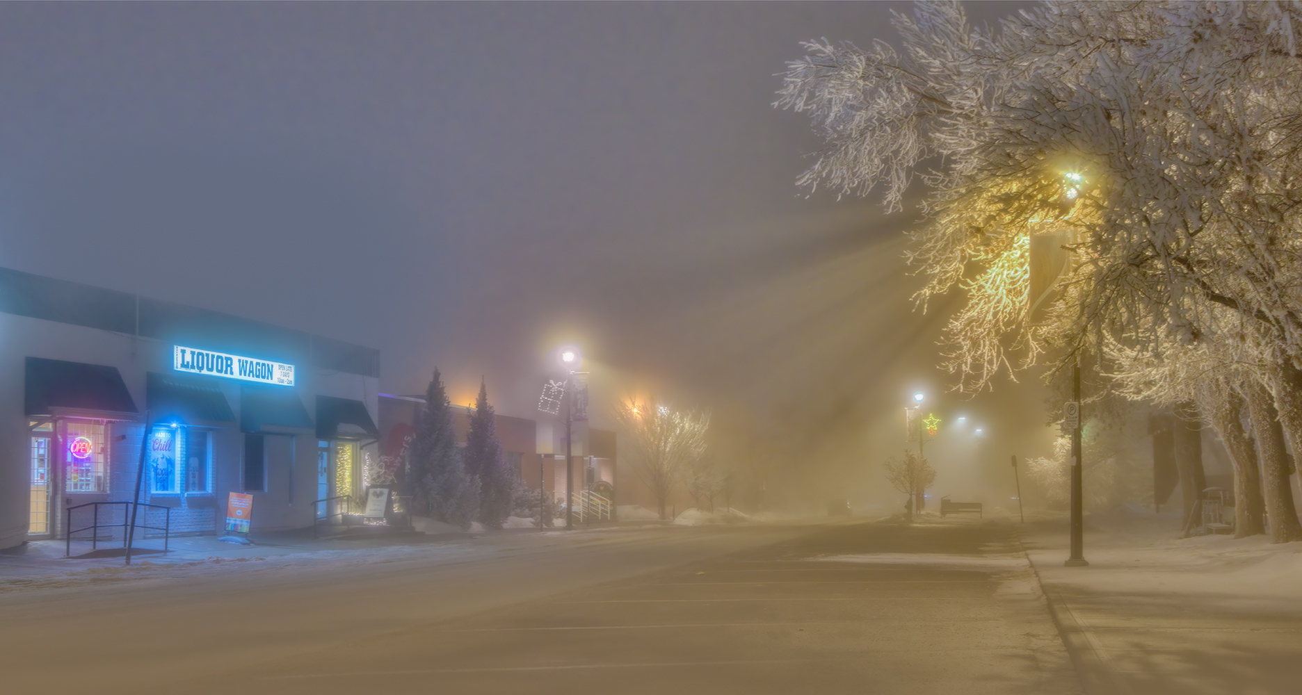 Liquor Barn in the Fog, Strathmore, AB, 2022-01-16