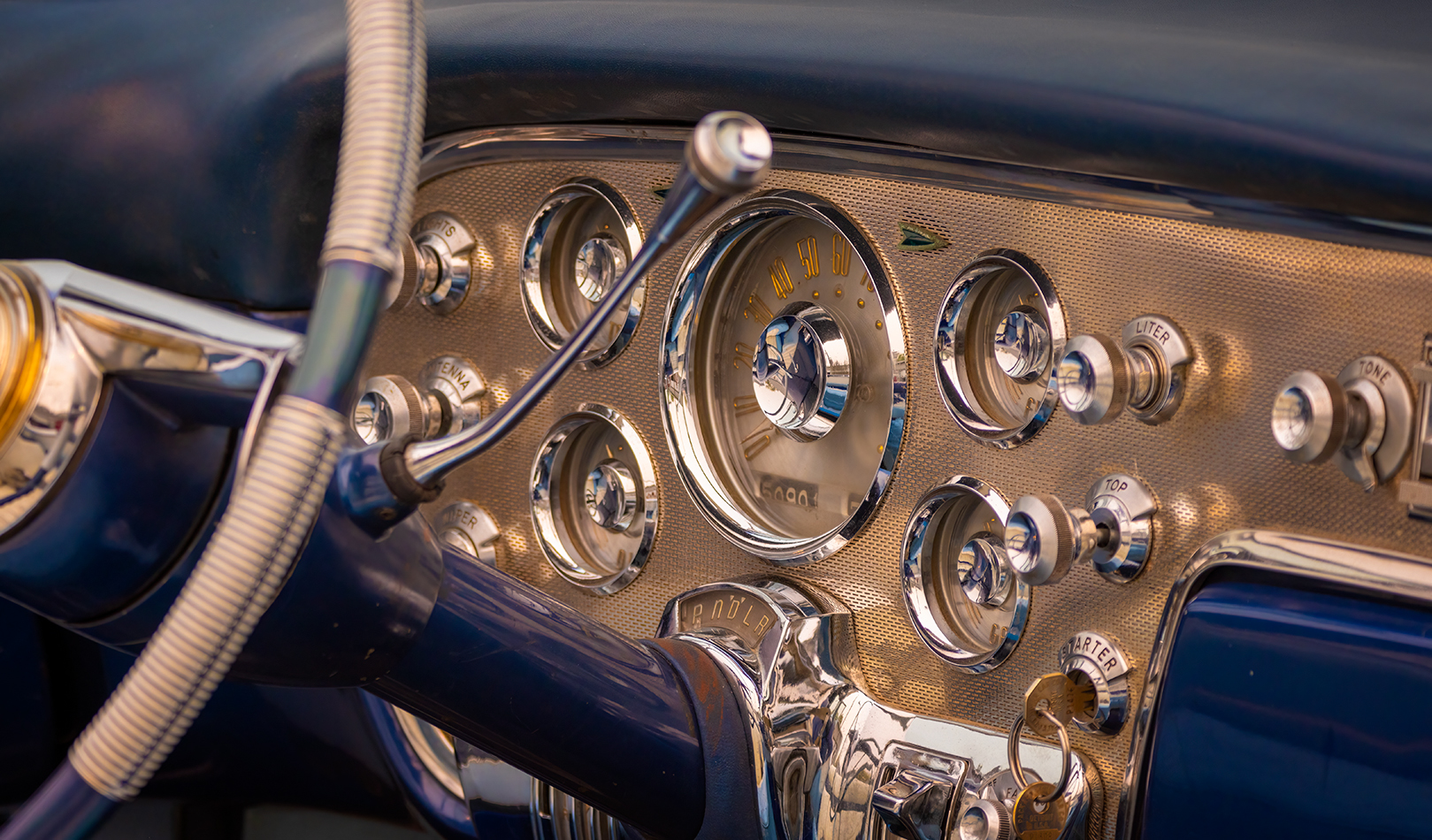 Instrument Cluster, Packard Pathfinder, Morrin, Alberta. 2023-05-20