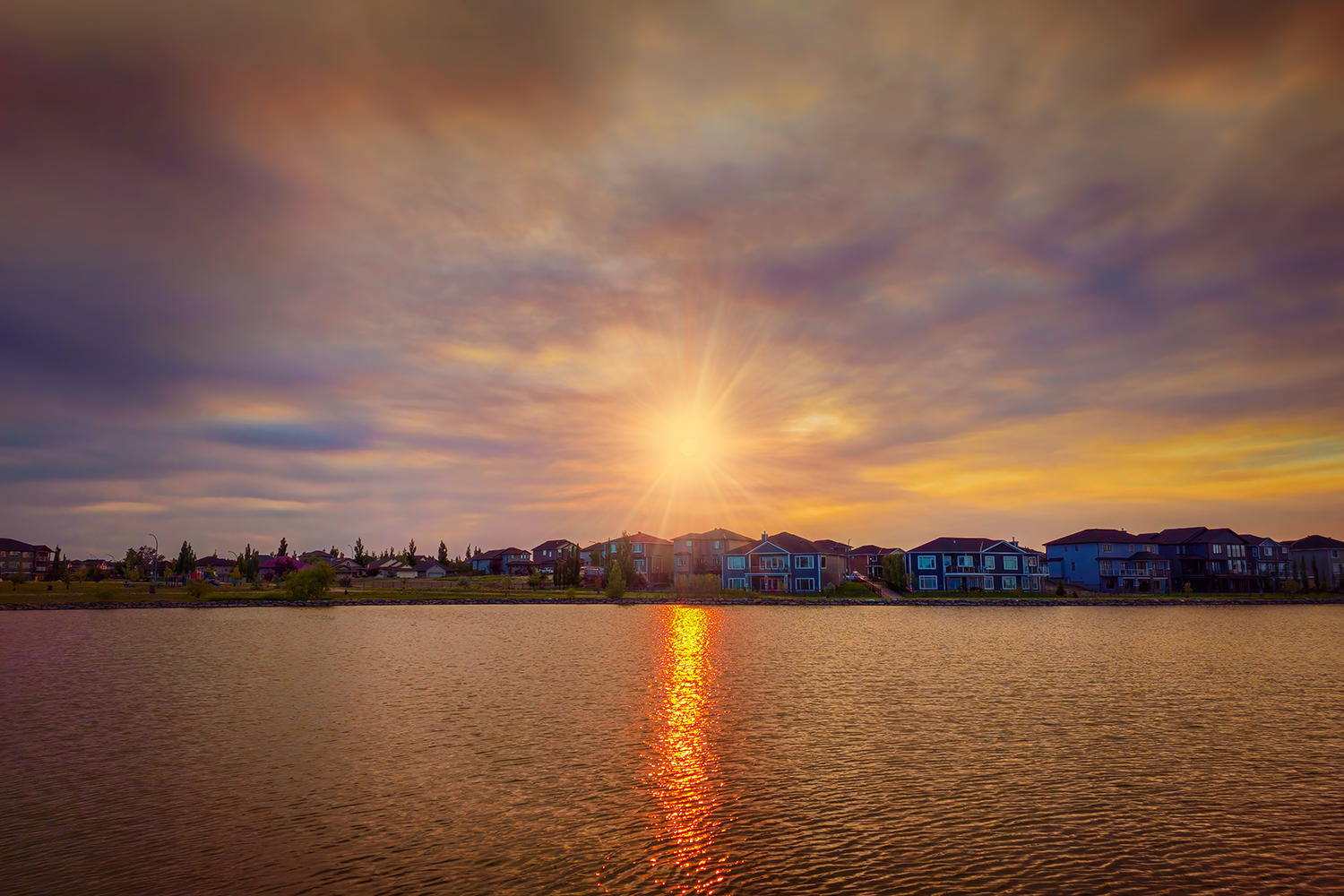 Coat of Many Colours, Strathmore Lake, Strathmore, Alberta, 2023-08-02