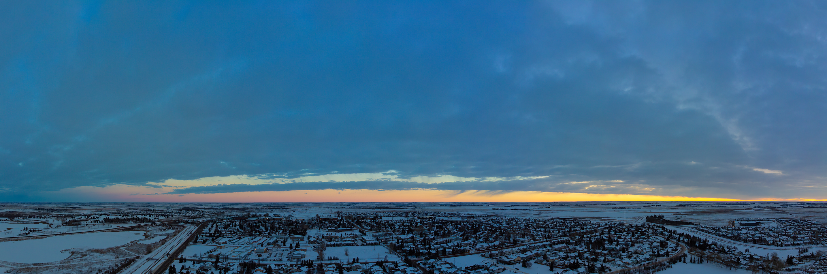 There's no harm in looking back, 100m above Thornbriar Green, Strathmore, Alberta, 2024-02-11