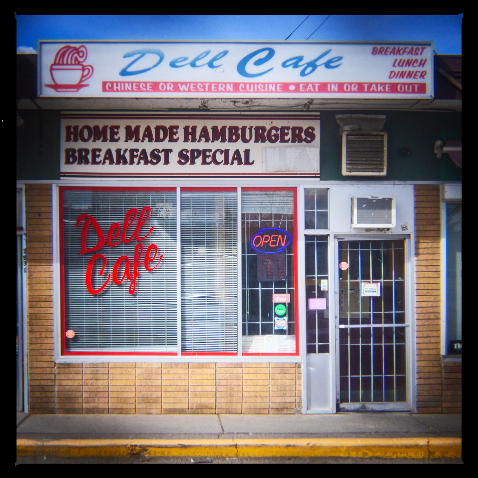 Dell's Cafe, Bowness, Calgary, AB, 2024-04-11