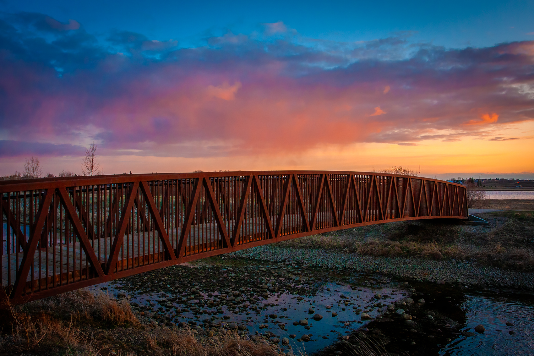 Lingering light, Tom Sadler Bridge, Strathmore, AB, 2024-04-17
