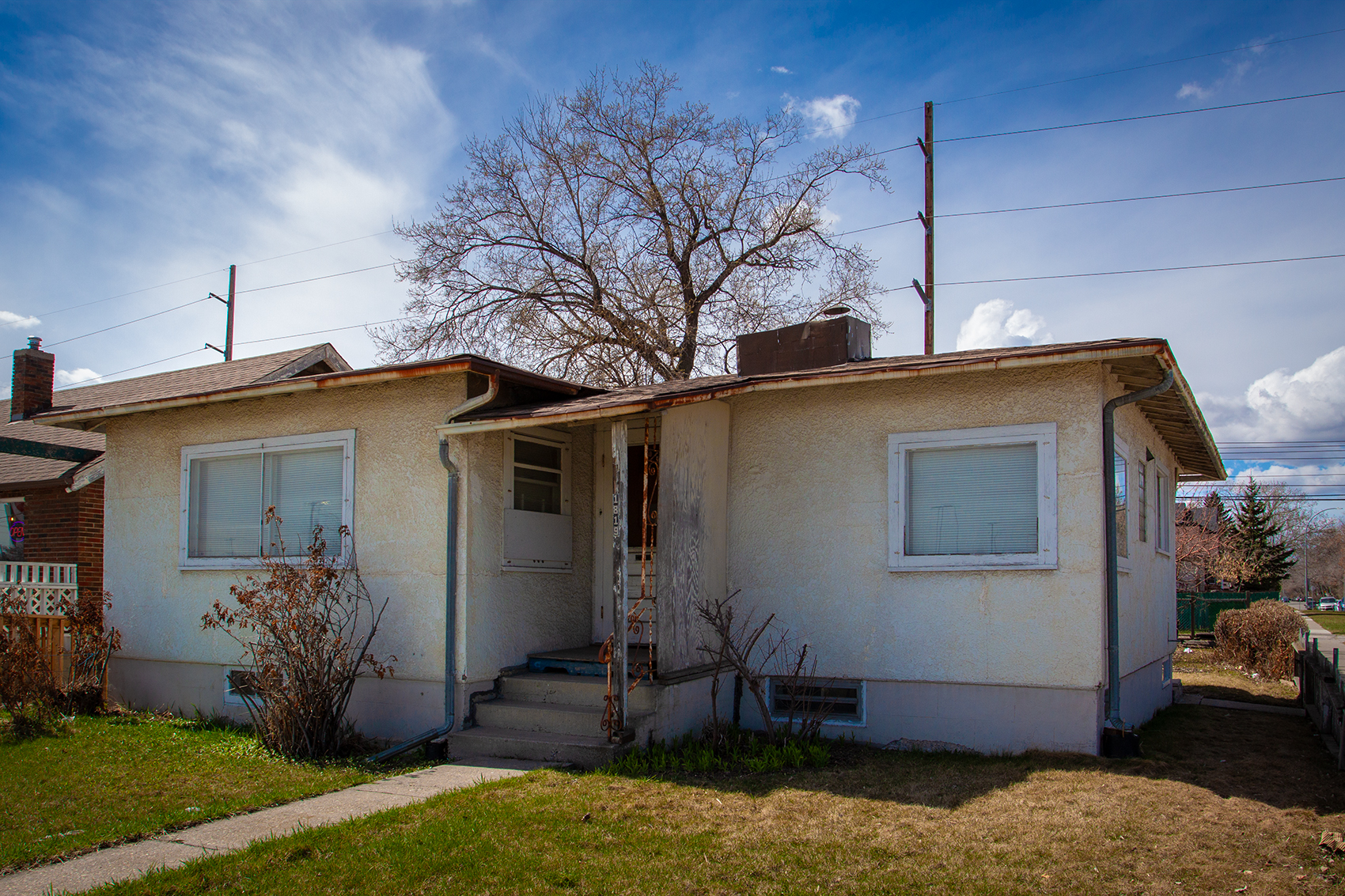 That old house, 16th Avenue, Calgary, AB, 2024-04-27