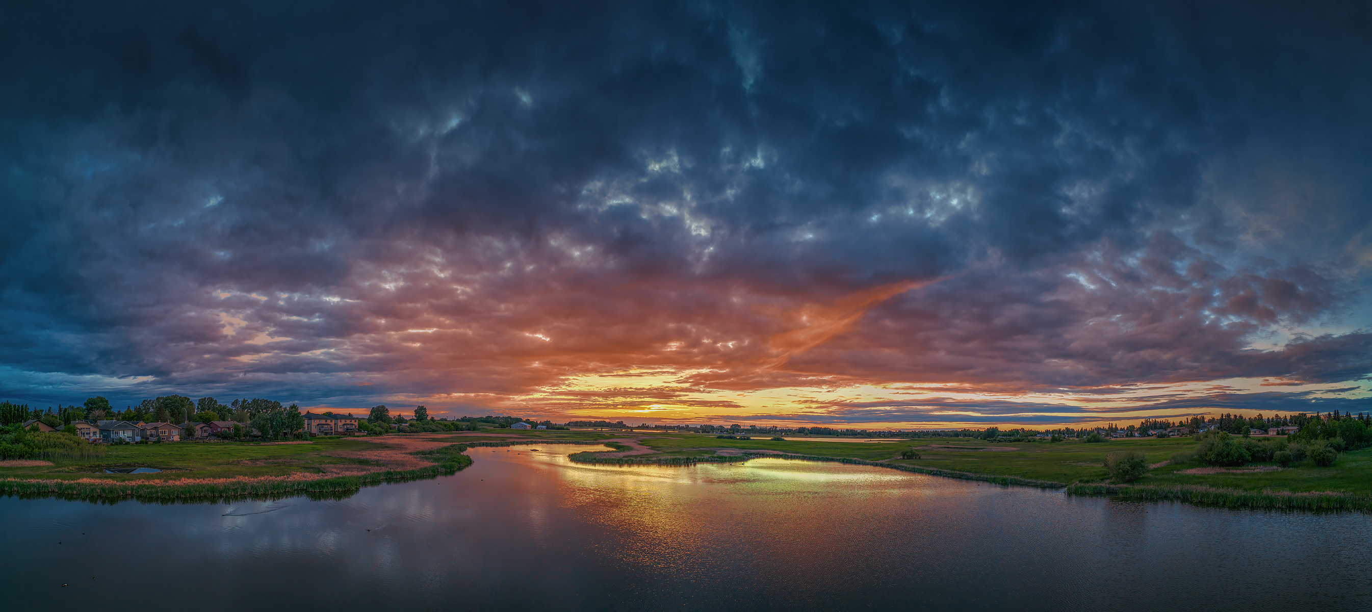 Final rays, Lower Gray Pond, Strathmore, AB, 2024-06-16