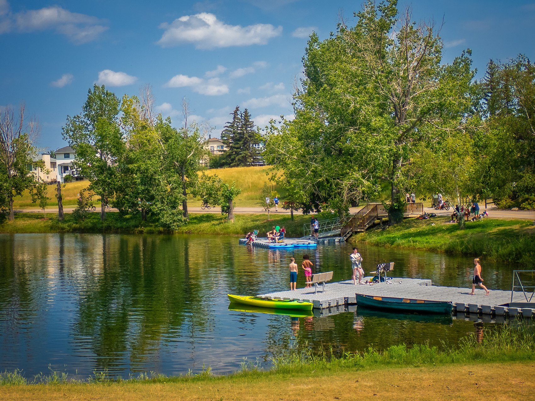 Busy docks, Carburn Park, Calgary, AB, 2024-07-28