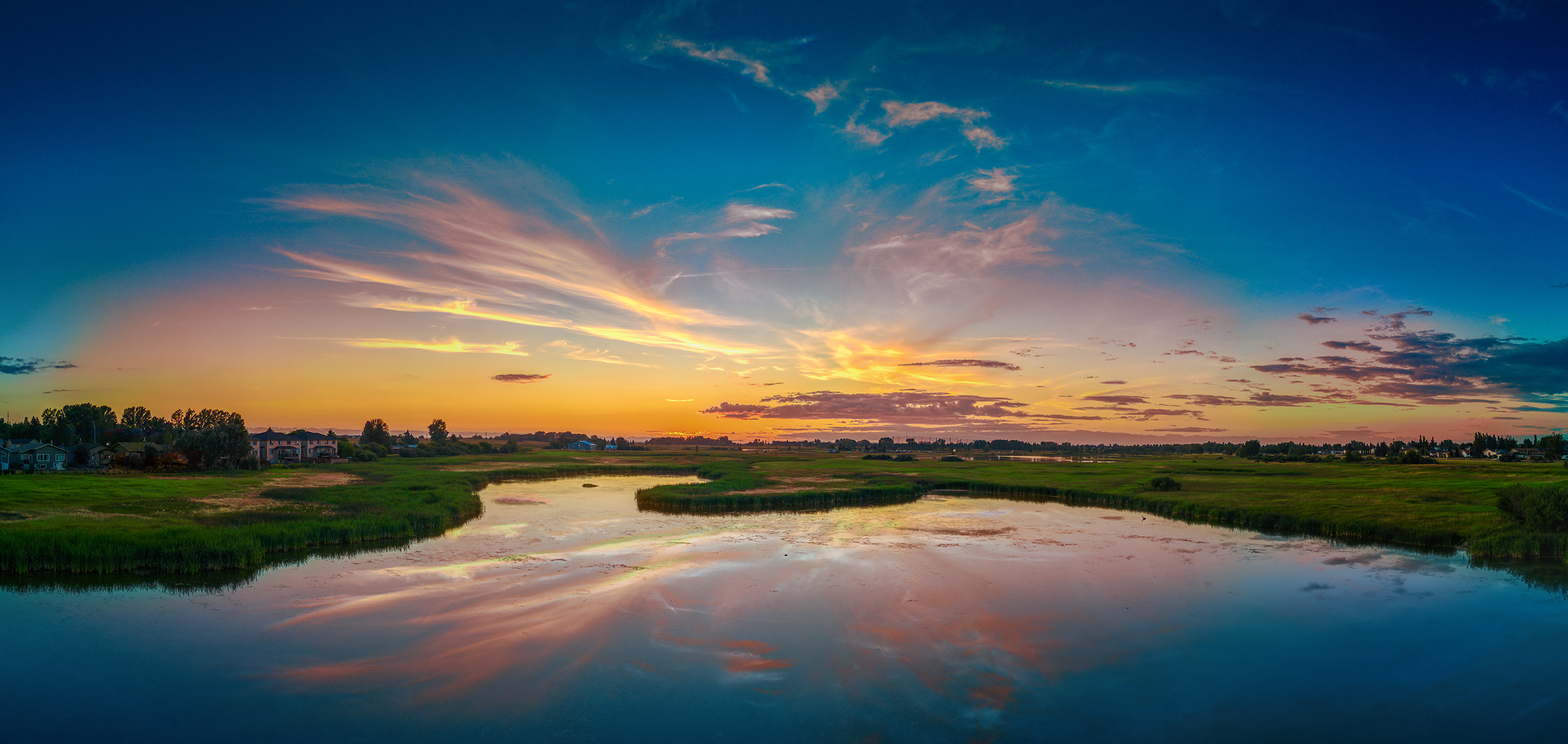 Hidden colours, Sunset, Lower Gray Pond, Strathmore, AB, 2024-07-30