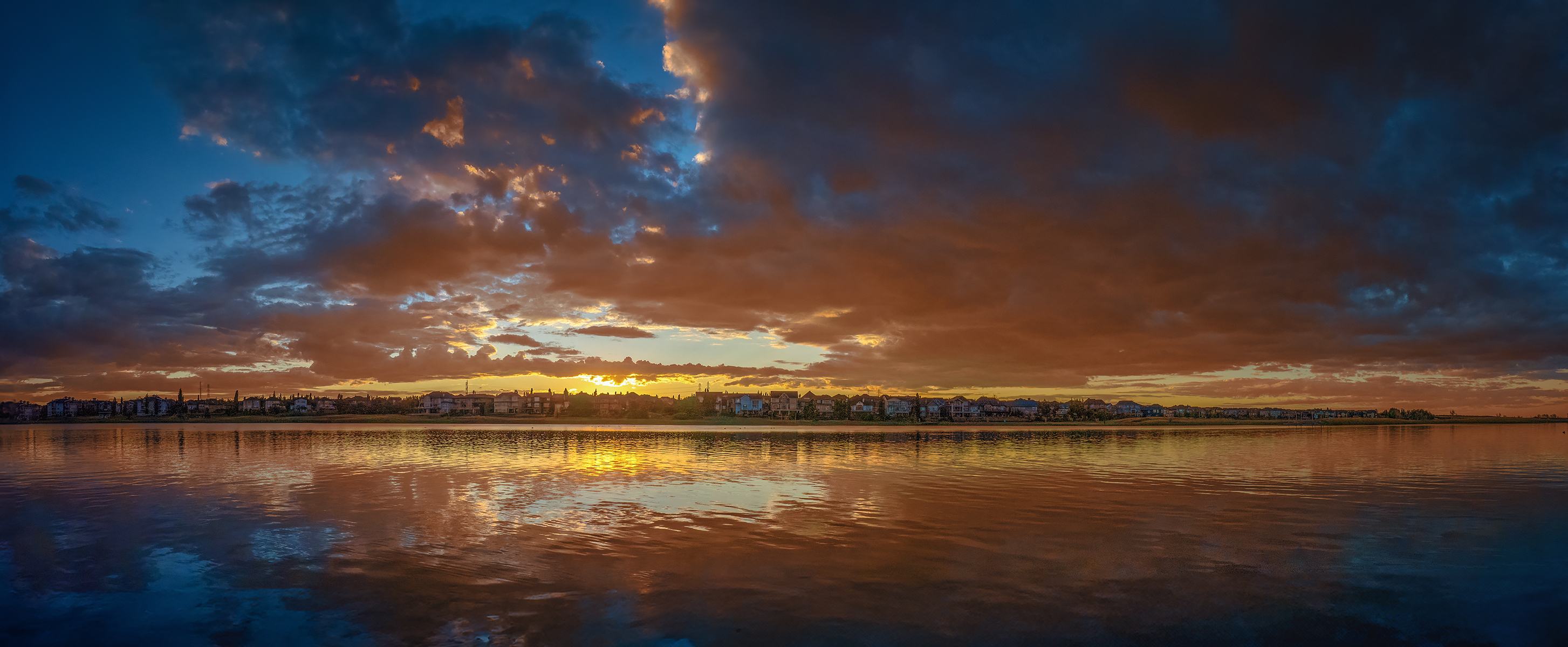 Red is not dead, Panoramic Sunset, Chestermere Lake, Chestermere, AB, 2024-08-25