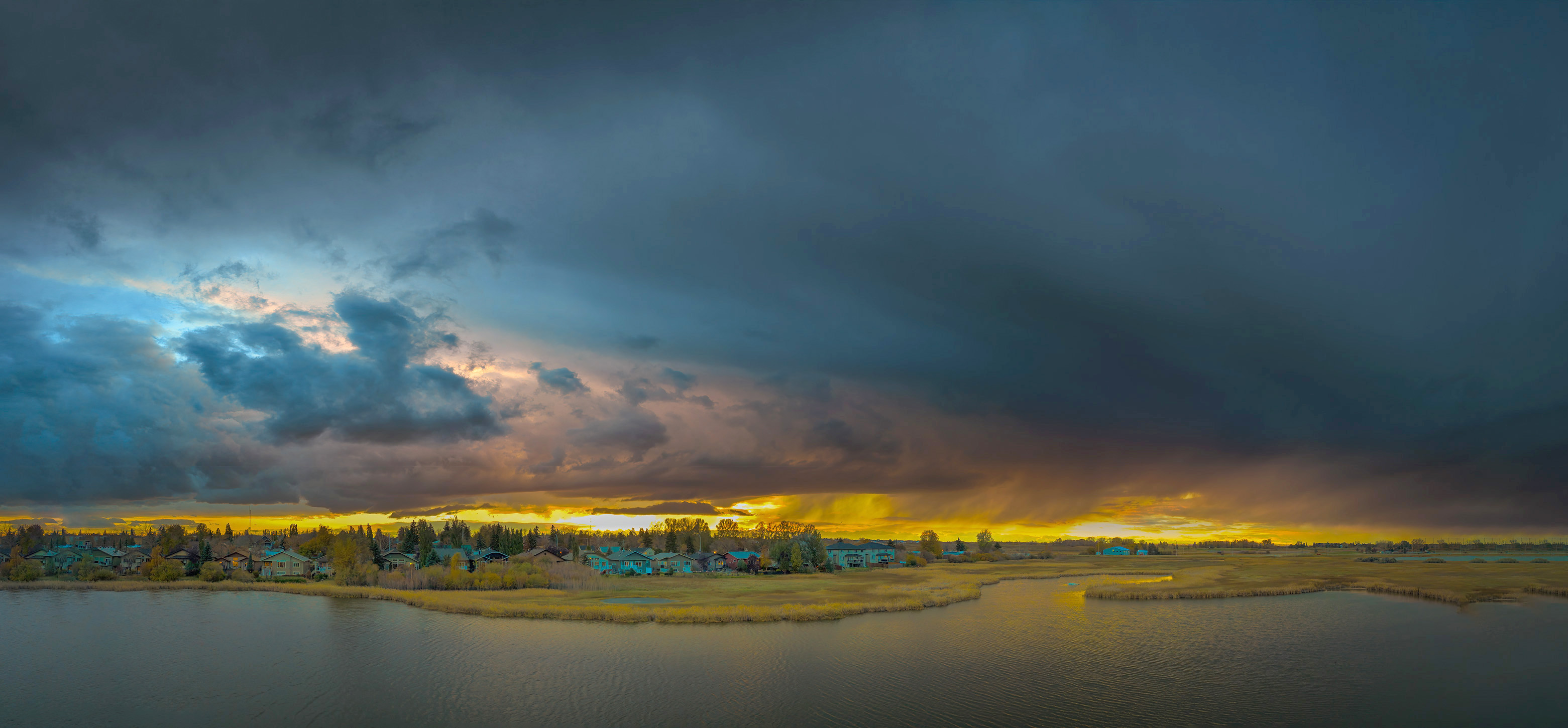 Stormy weather, Lower Gray Pond, Strathmore, AB, 2025-10-19