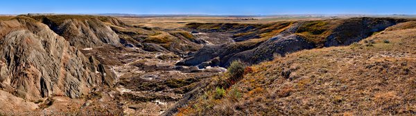 Monitor Mud Buttes 2008: Midday Panorama