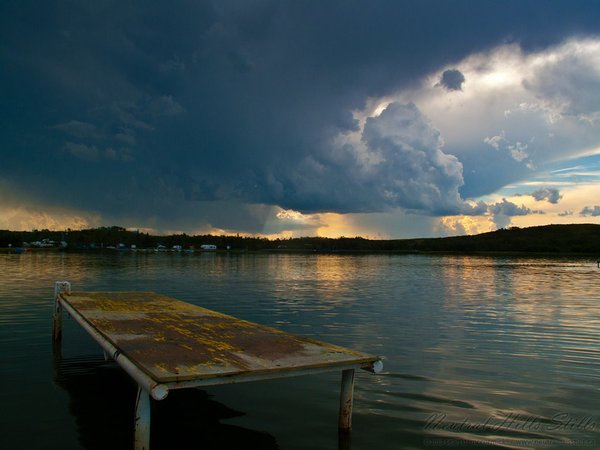 Capt Ayre Lake 2010: It's Coming [3 of 6]
