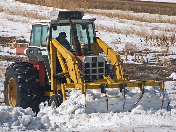 Kirriemuir Storm 2008: Clearing A Path For The School Bus