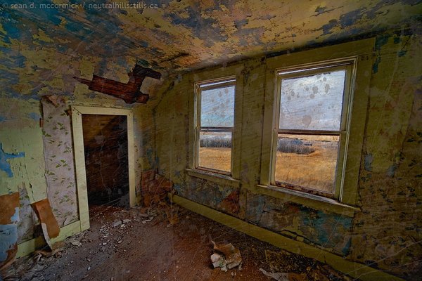 Original Jorgenson Homestead: Room with a pee-yew!