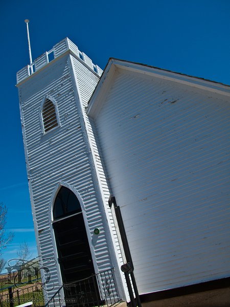 Monitor Geocache Hunt: St. Laurence Church, Monitor AB [4 of 4] church