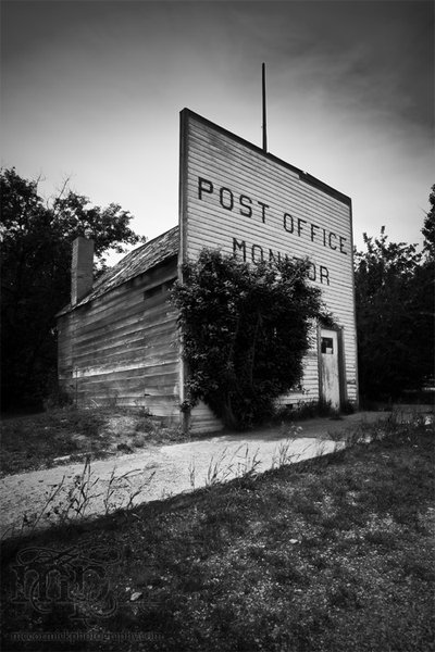 Monitor Post Office in B&W