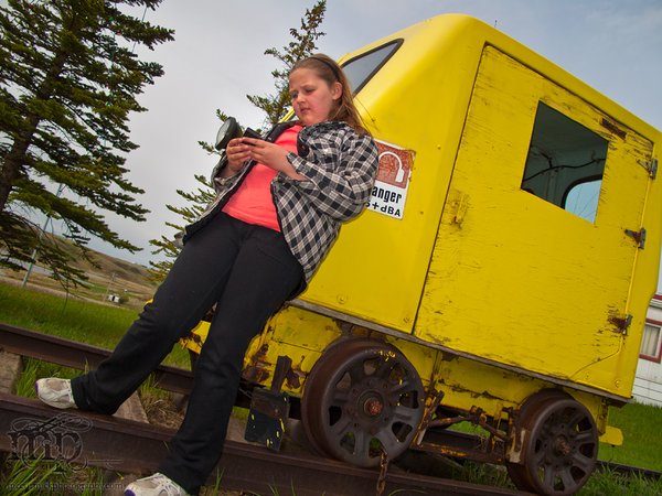 GC2ATE6 / Riding the Rails: Little yellow rail car [3 of 4]