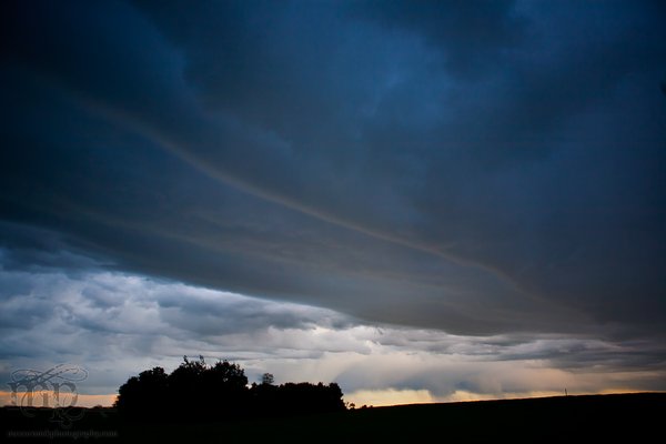 Jun 25, 2011: Storm clouds at dusk