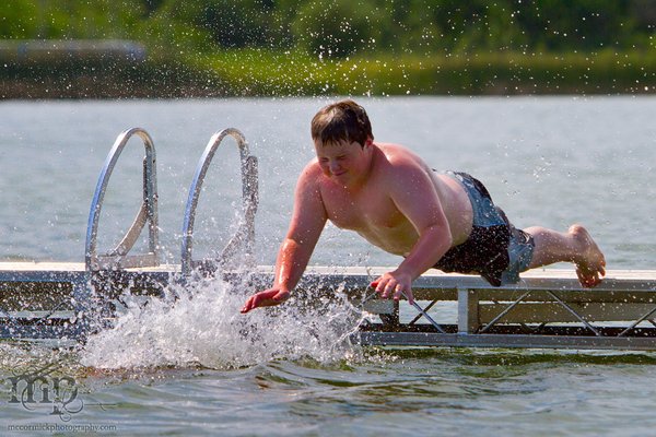 Capt Ayre Lake 2011: Belly flop!