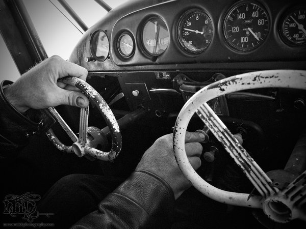 Jul 2011: 1946 Aeronica 11 Chief Cockpit