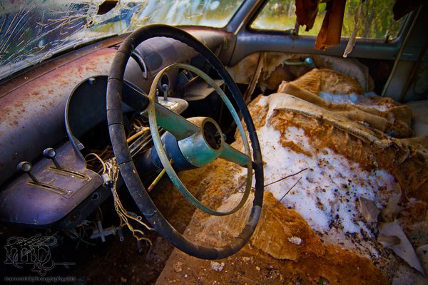 1950s Ford Meteor Customline: Wheel of misfortune