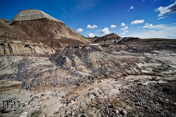 Monitor Mud Buttes 2011: South end looking NE, perspective gradient [Colour]