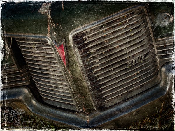 Pontiac Parisienne Grill: 400