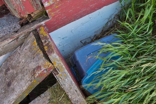 Old cache container as found